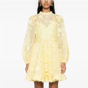 Beautiful yellow dress size 0